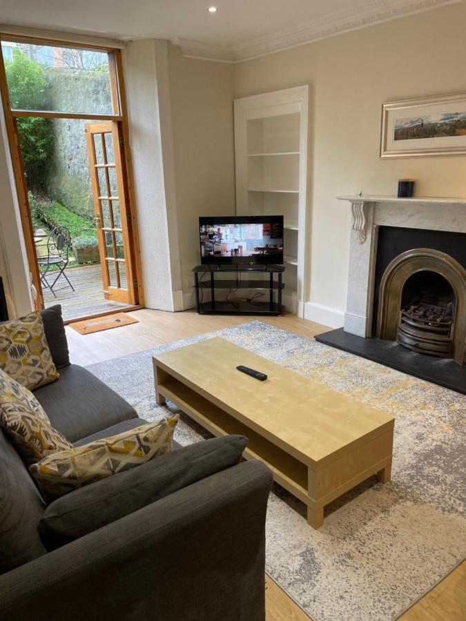 Fantastic Location 10 Mins To Princes Street- 15 To Royal Mile- Main Door-Patio Edinburgh Ngoại thất bức ảnh